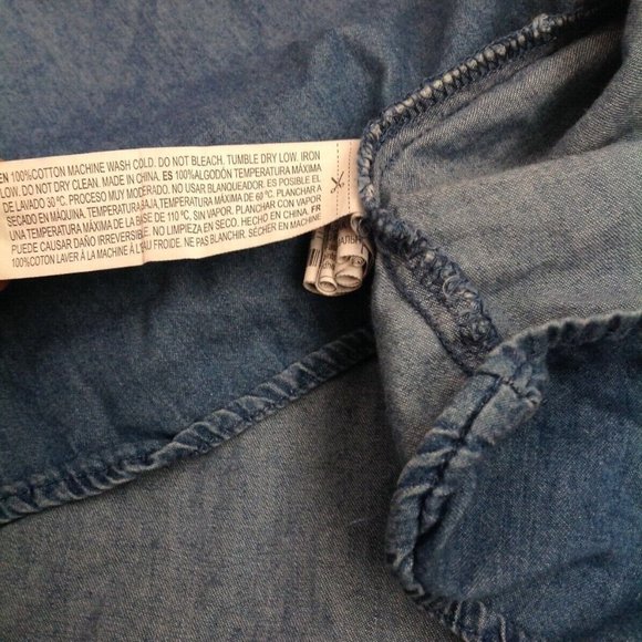 WOMENS S CHAMBRAY DENIM SHIRT LONG SLEEVE 100% COTTON BLUE 38.5"x 24" - Picture 6 of 12
